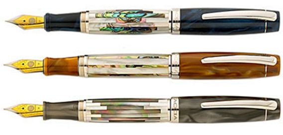 Taccia Palatial Pearl Fountain Pen